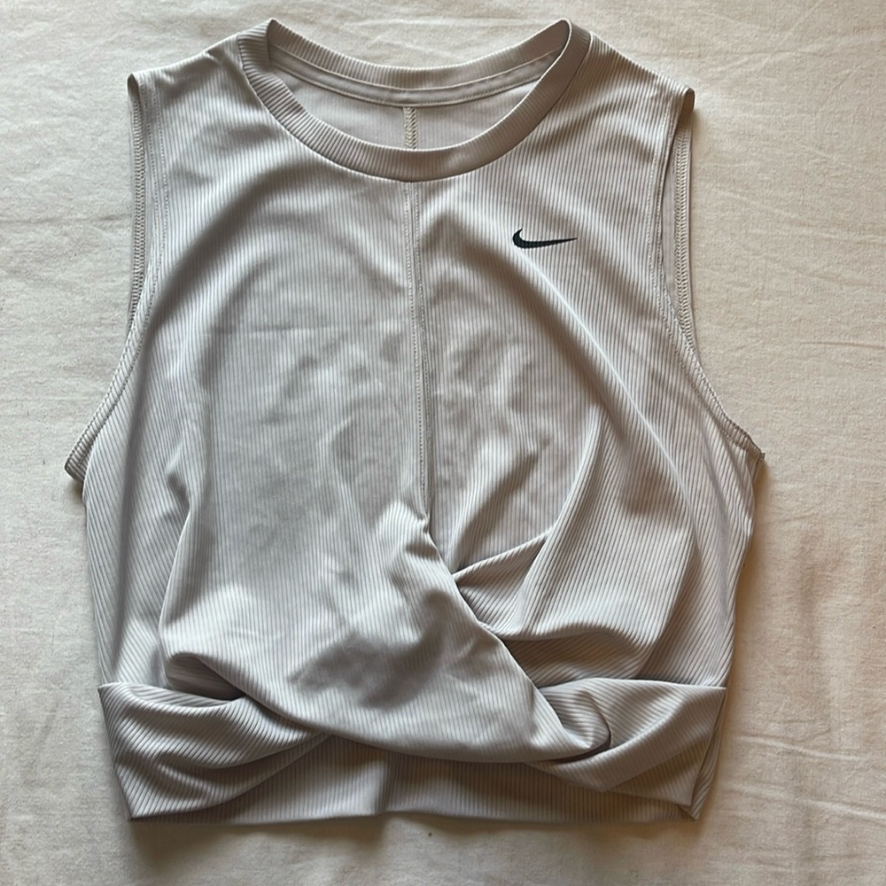 Nike dri-fit workout crop top